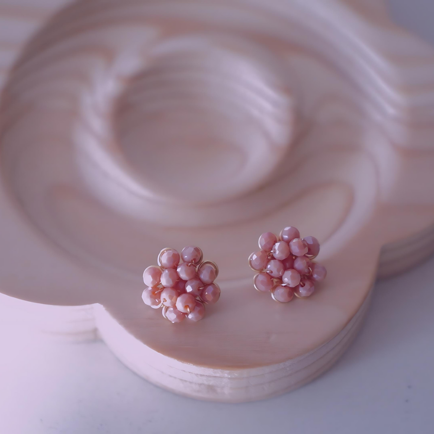 Honey Comb Studs